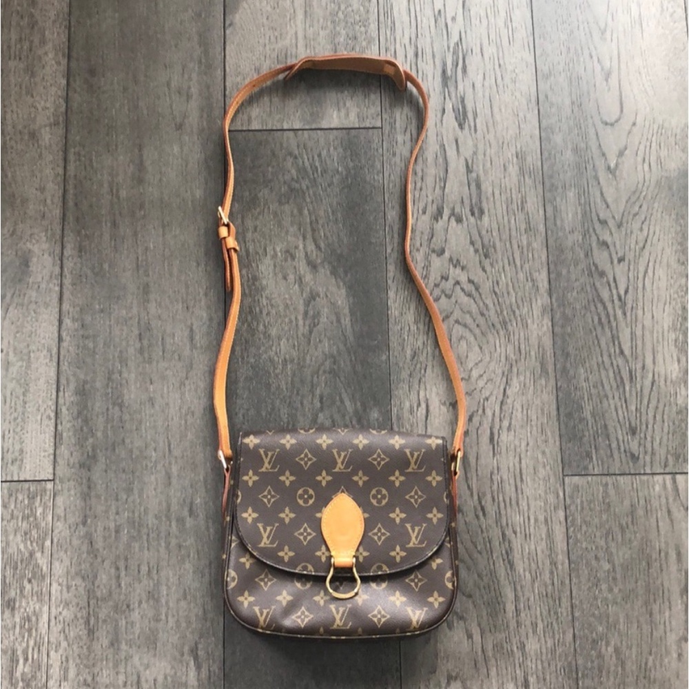 Authentic Louis Vuitton Saint Cloud GM Monogram Crossbody Bag